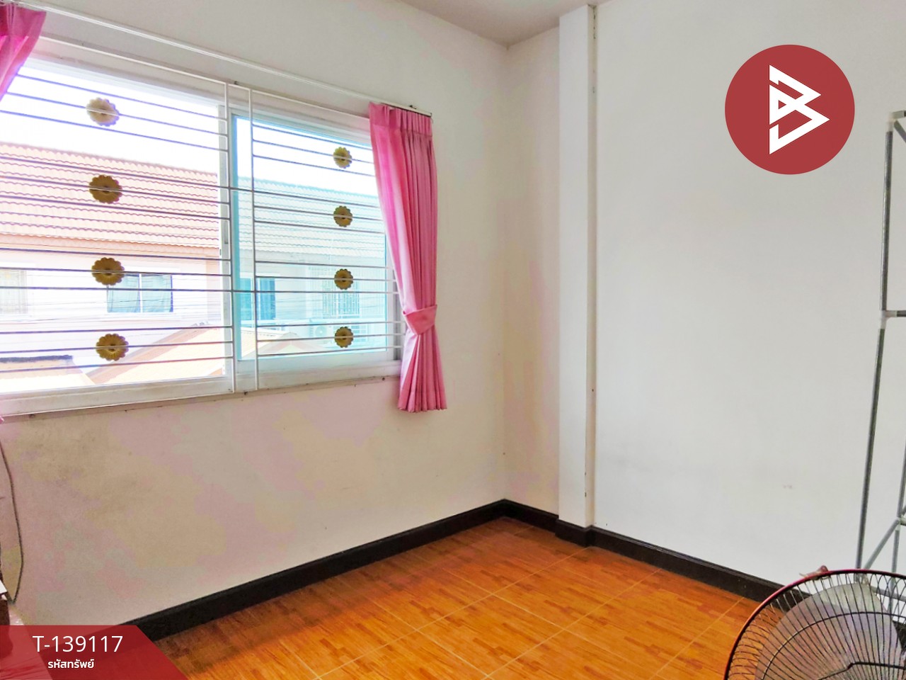 ขายทาวน์เฮ้าส์ หมู่บ้านวราภิรมย์ สามพราน นครปฐม 8