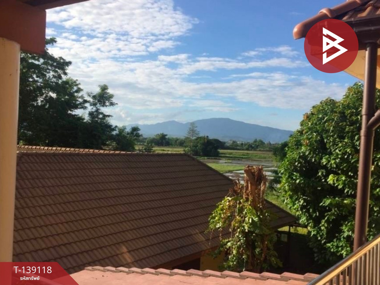 ขายบ้านเดี่ยว พร้อมที่ดิน เนื้อที่ 12 ไร่ 36 ตร.วา สันป่าตอง เชียงใหม่ ทำเลติดถนน 8