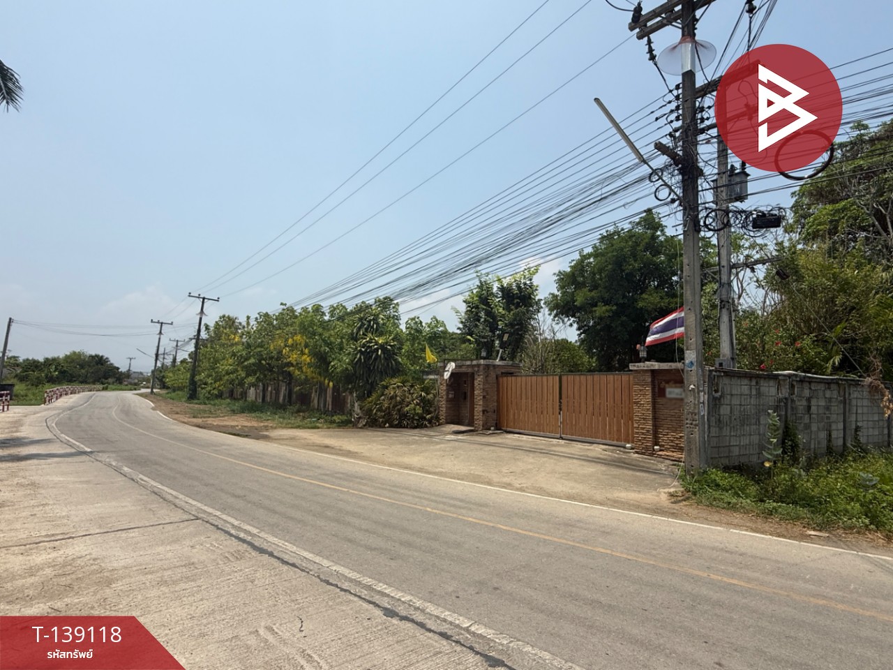 ขายบ้านเดี่ยว พร้อมที่ดิน เนื้อที่ 12 ไร่ 36 ตร.วา สันป่าตอง เชียงใหม่ ทำเลติดถนน 2