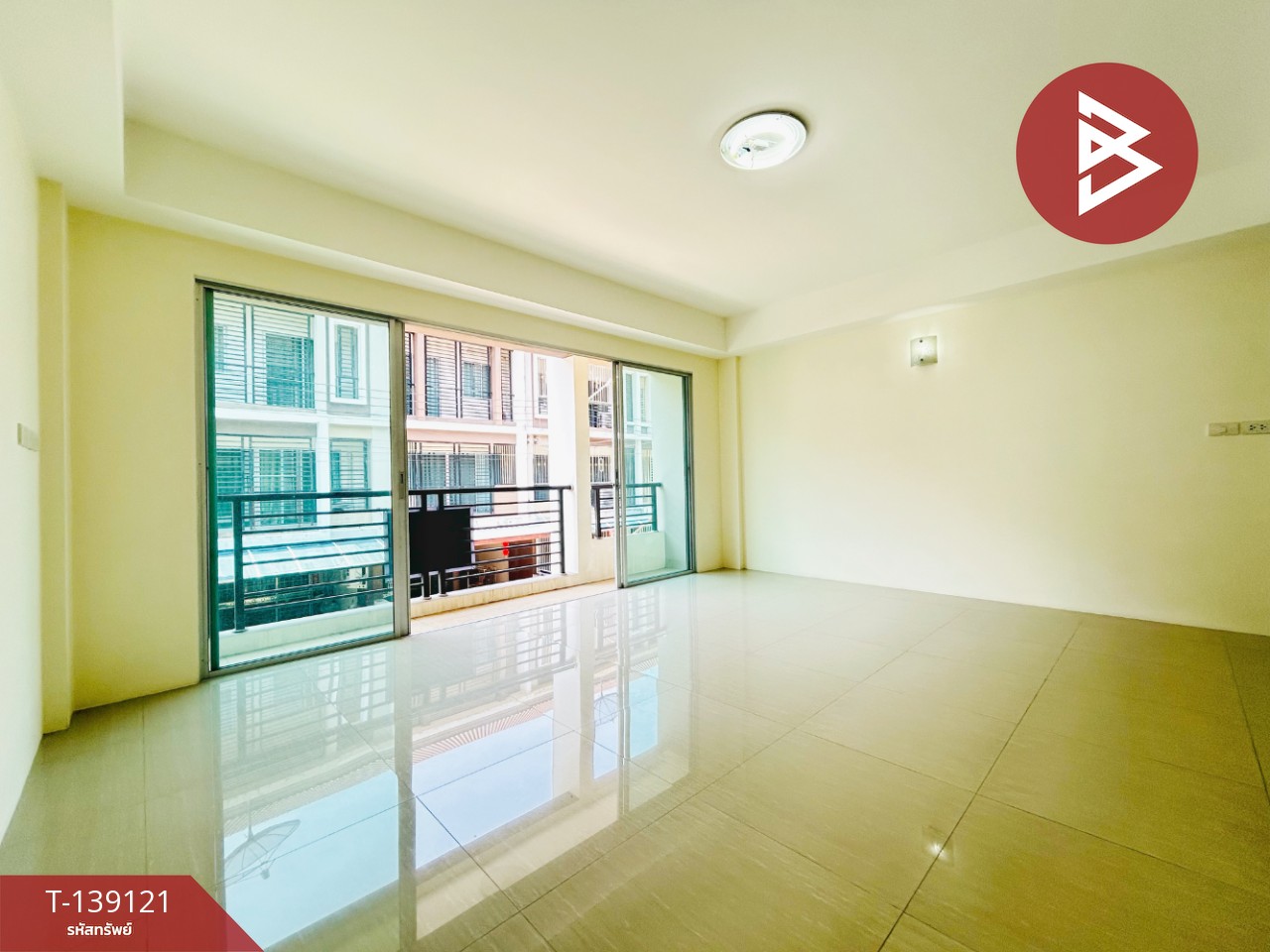 ขายทาวน์เฮ้าส์ หมู่บ้านอมรชัย 5 พระราม 2 บางน้ำจืด สมุทรสาคร 8