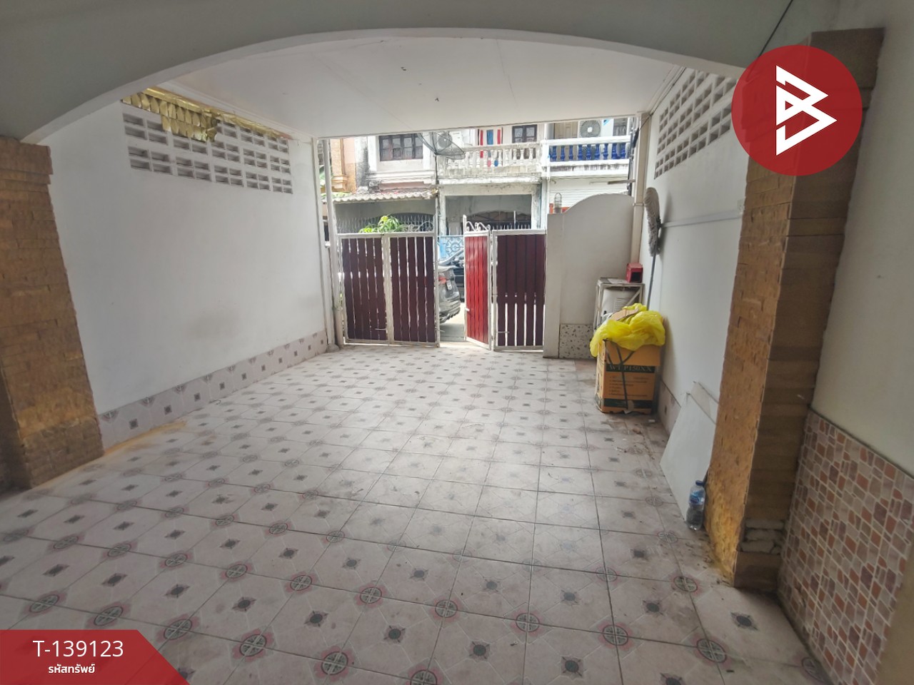 ขายทาวน์เฮ้าส์ หมู่บ้านเย็นสุข ลาดพร้าว87 วังทองหลาง กรุงเทพมหานคร 2