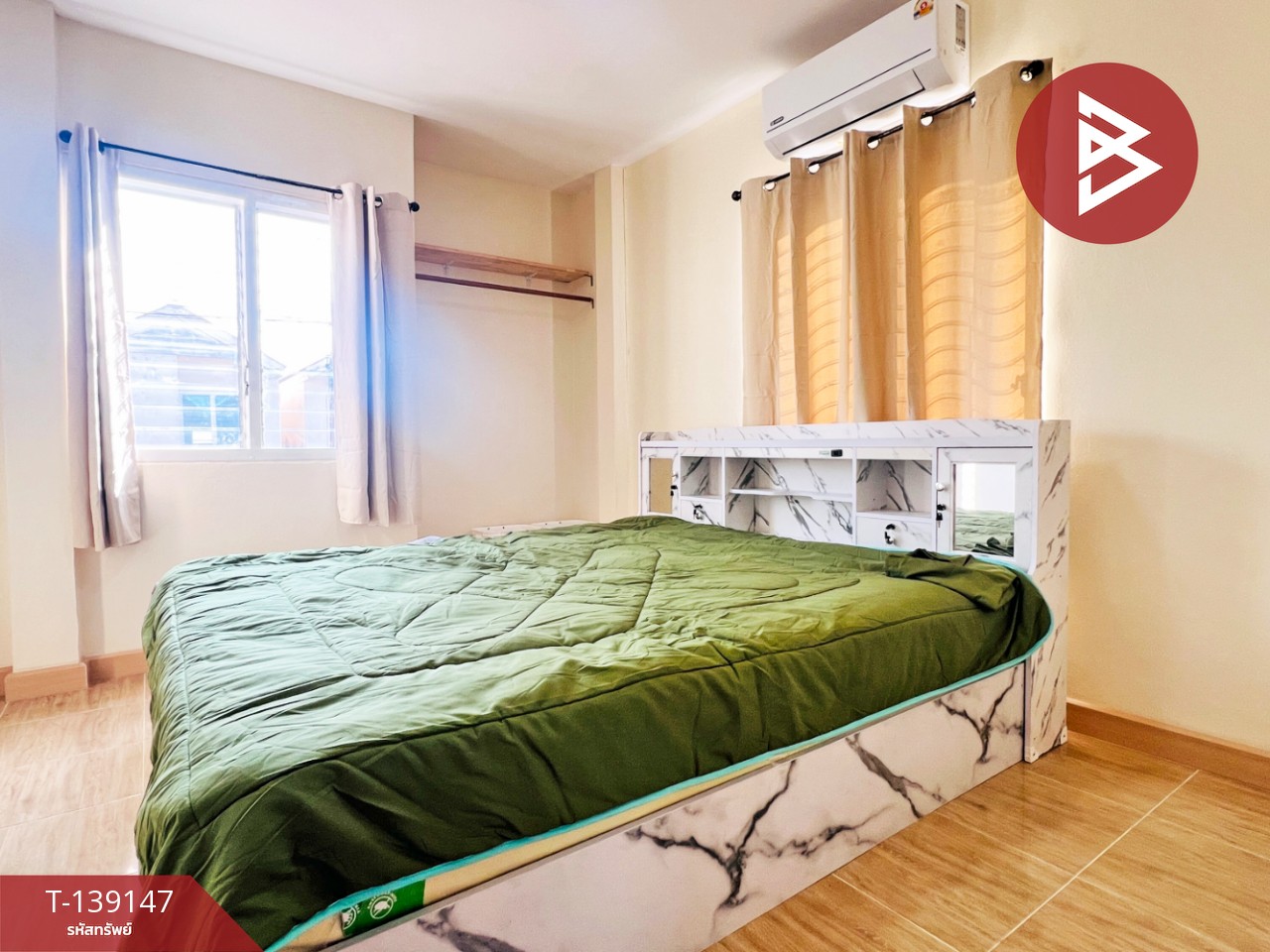 ขายบ้านแฝด หมู่บ้านเอื้ออาทรลาดใหญ่ สมุทรสงคราม พร้อมเข้าอยู่ 9