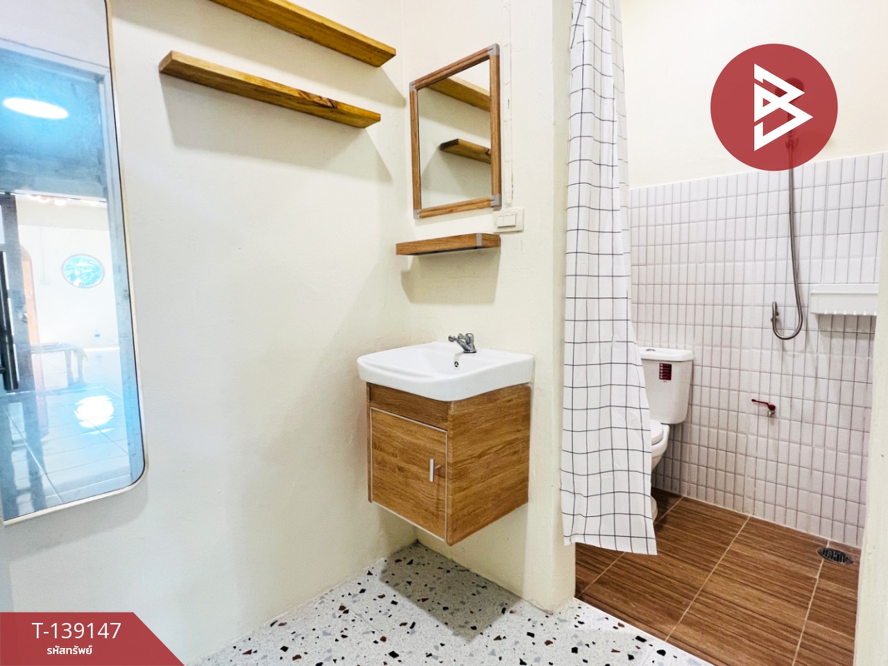 ขายบ้านแฝด หมู่บ้านเอื้ออาทรลาดใหญ่ สมุทรสงคราม พร้อมเข้าอยู่ 12