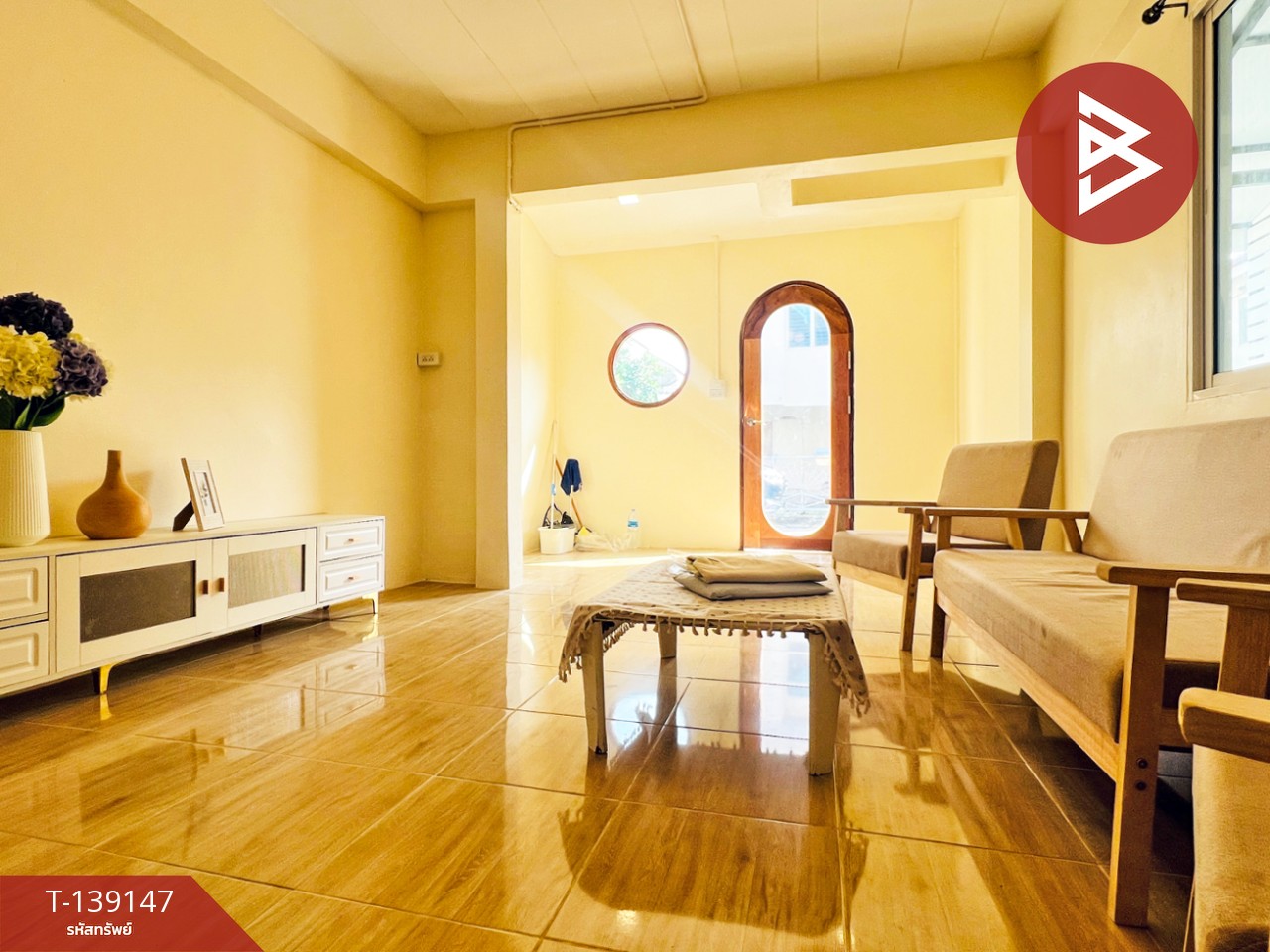 ขายบ้านแฝด หมู่บ้านเอื้ออาทรลาดใหญ่ สมุทรสงคราม พร้อมเข้าอยู่ 6