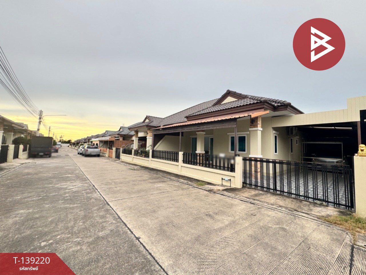 ขายบ้านแฝด หมู่บ้านวิกทรอรี่ ปาร์ค (Victory Park) บางละมุง ชลบุรี 2