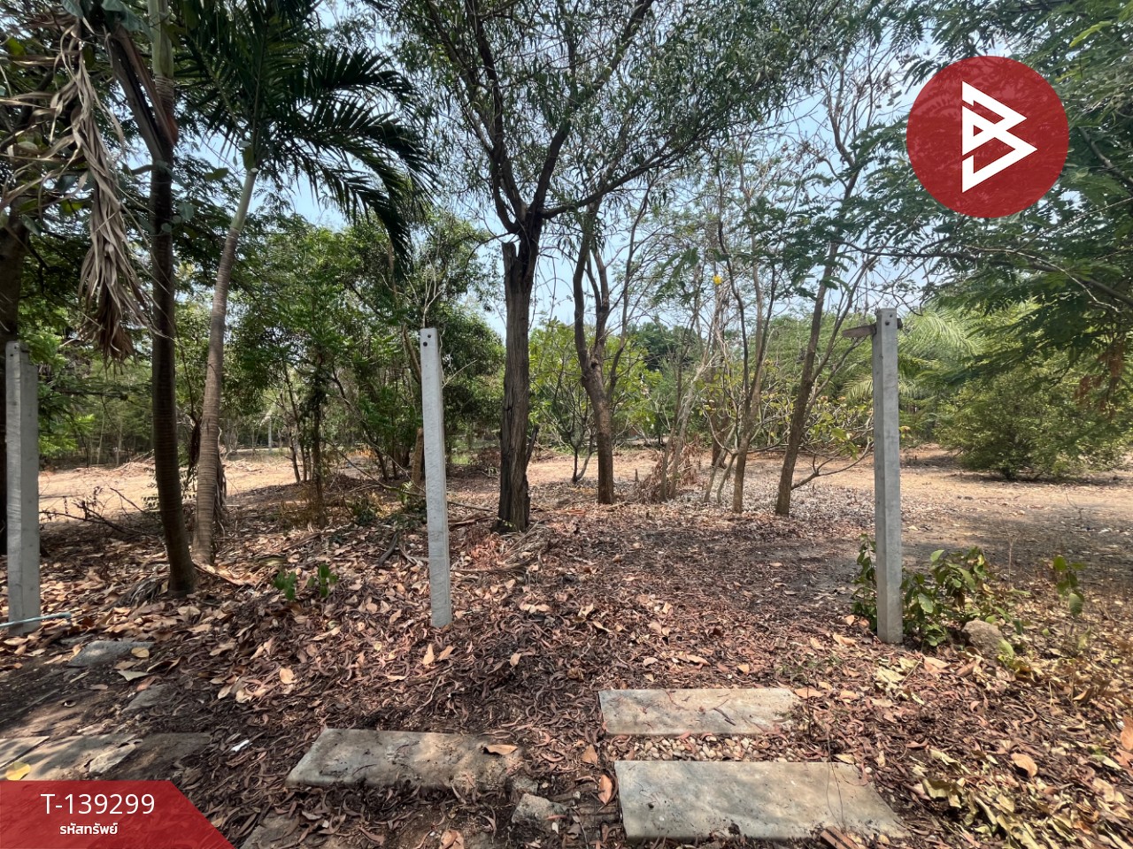 ขายบ้านเดี่ยวพร้อมที่ดิน เนื้อที่ 4 ไร่ อ.ดอนเจดีย์ จ.สุพรรณบุรี ทำเลดี 10