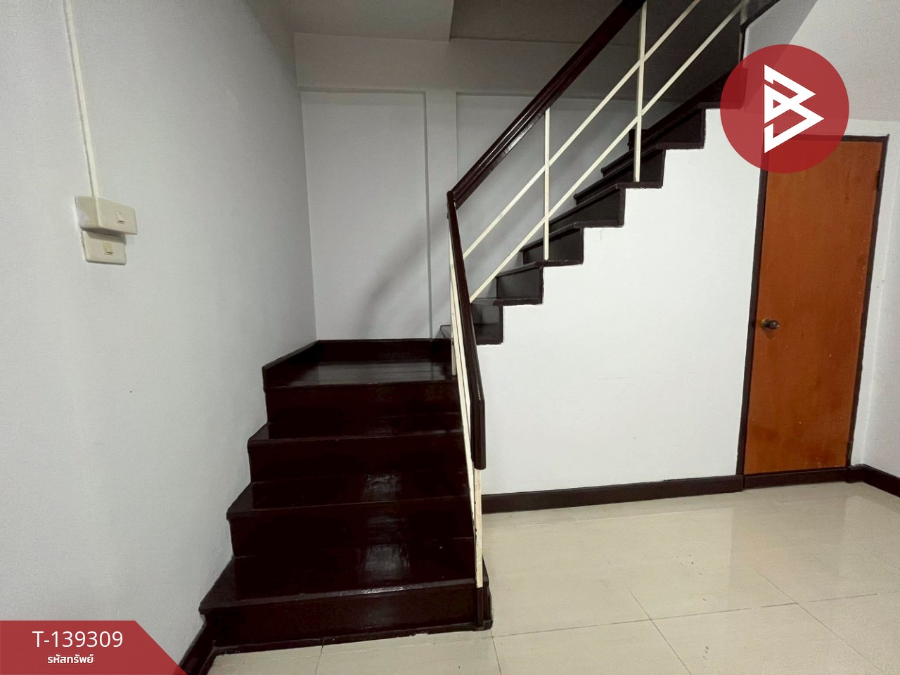 ขายทาวน์เฮ้าส์ หมู่บ้านเทพารักษ์ กม.25 สมุทรปราการ พร้อมอยู่ 3