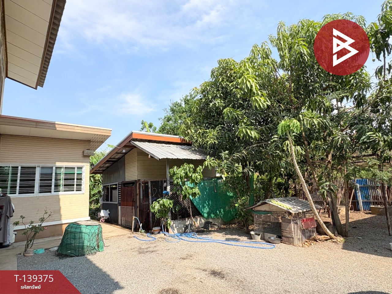 ขายบ้านเดี่ยวพร้อมโกดัง เนื้อที่ 2 ไร่ 12 ตารางวา ต.พระนอน นครสวรรค์ 11