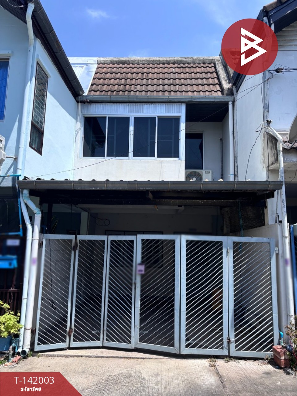 ขายทาวน์เฮ้าส์ 2 ชั้น เนื้อที่ 13 ตร.วา บ้านสวน ชลบุรี