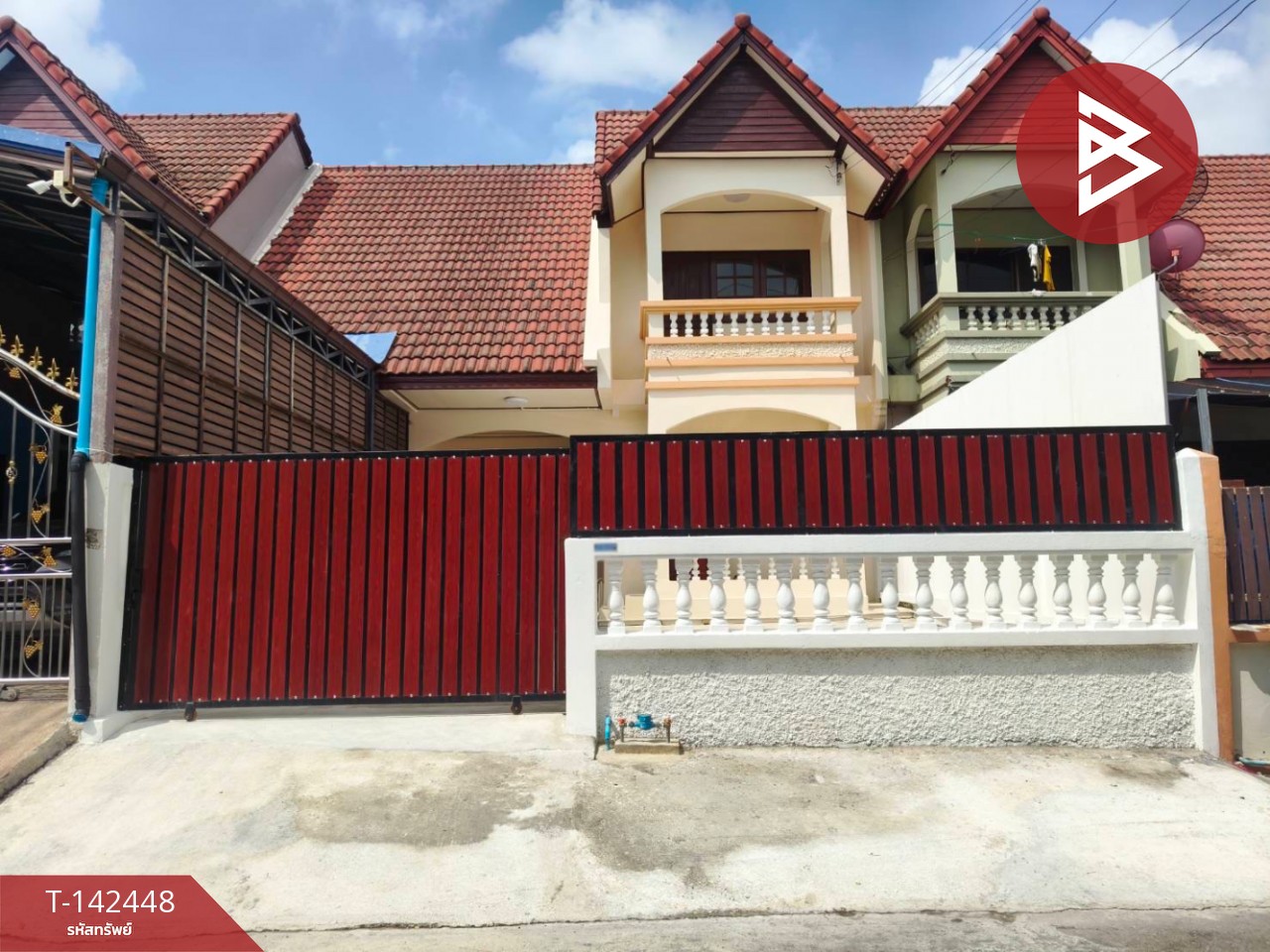 ขายทาวน์เฮ้าส์ หมู่บ้านวโรชา 4 บางเสาธง สมุทรปราการ พร้อมเข้าอยู่