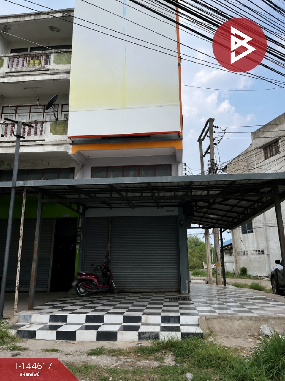 ขายอาคารพาณิชย์ 3 ชั้น อ.ชัยบาดาล ลพบุรี พร้อมเข้าอยู่ ทำเลดีติดถนน