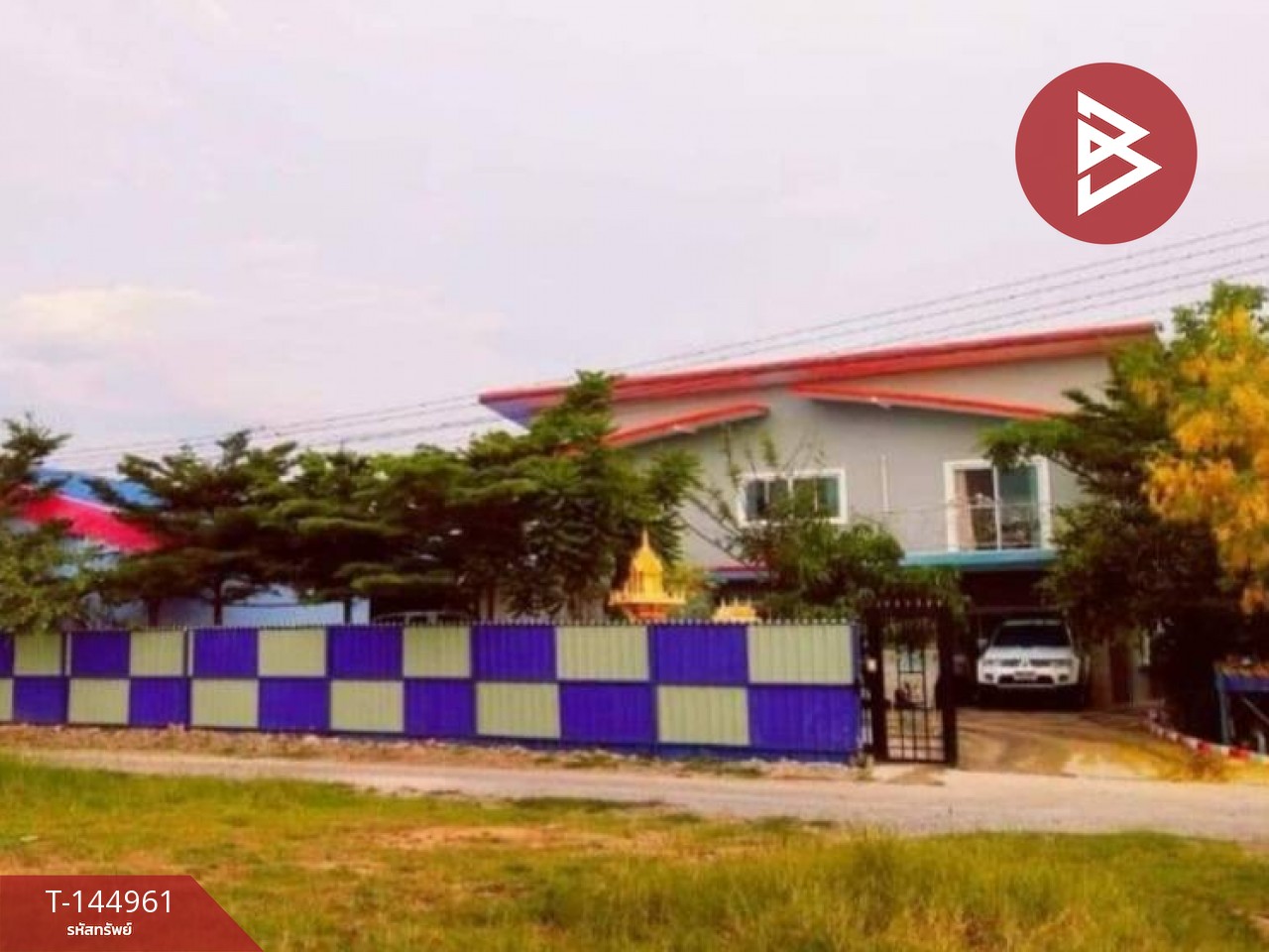 ขายบ้านเดี่ยวพร้อมที่ดิน เนื้อที่ 2 ไร่ 26.6 ตร.วา โพรงมะเดื่อ นครปฐม