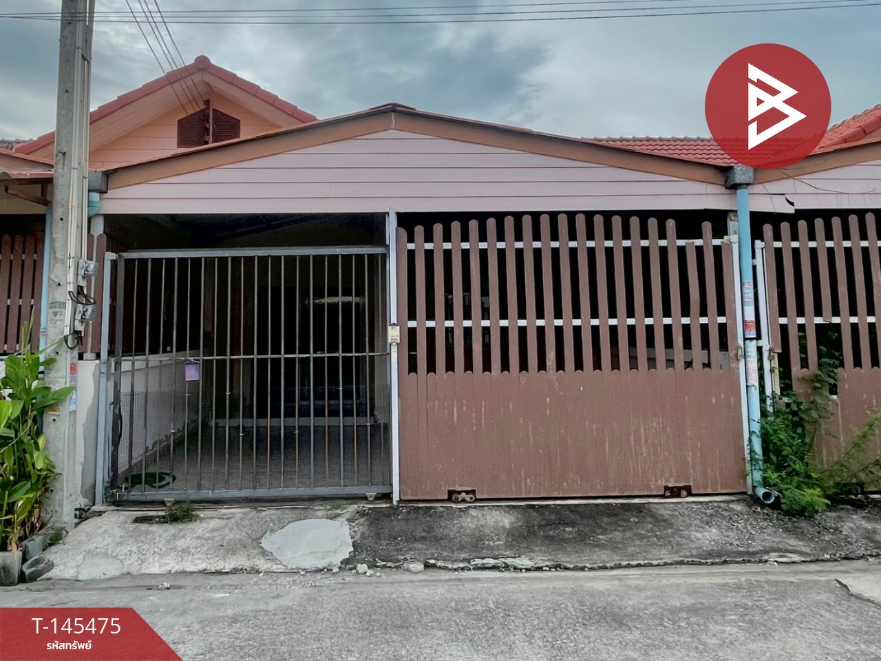 ขายทาวน์เฮ้าส์ หมู่บ้านศิลากร ปาร์ควิลล์ 4 (Silakon Parkville 4) พานทอง ชลบุรี