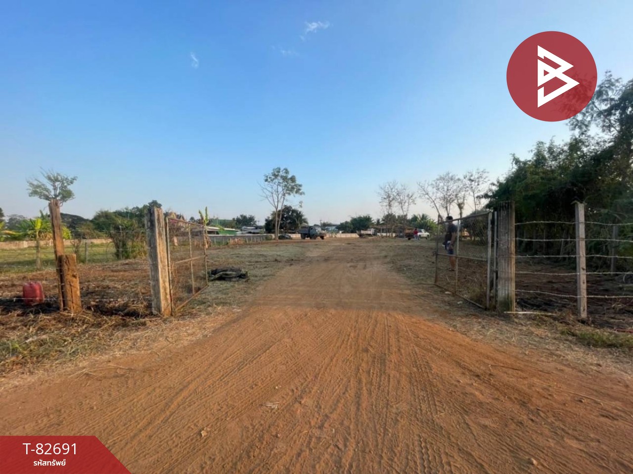 Land for sale, area 3 rai 1 ngan 87 sq m, Mae Tha, Lampang