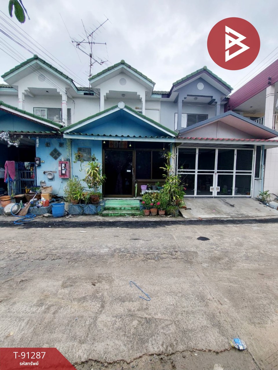 Townhouse for sale, Ubon Sri Village, Phraeksa, Samut Prakan