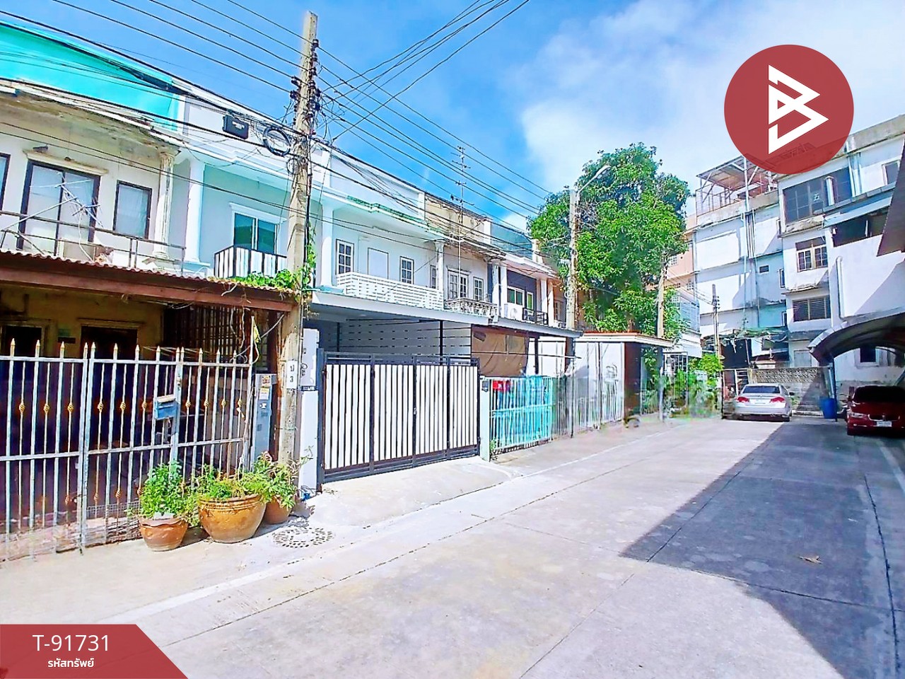 Townhouse for sale, Lalinthong Village, Srinakarin, Samut Prakan