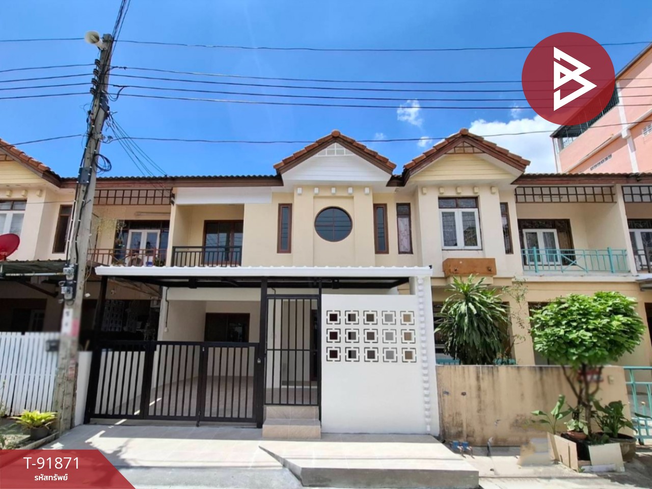 Townhouse for sale, Pisan Village, Tha Kham 28, Bang Khun Thian, Bangkok