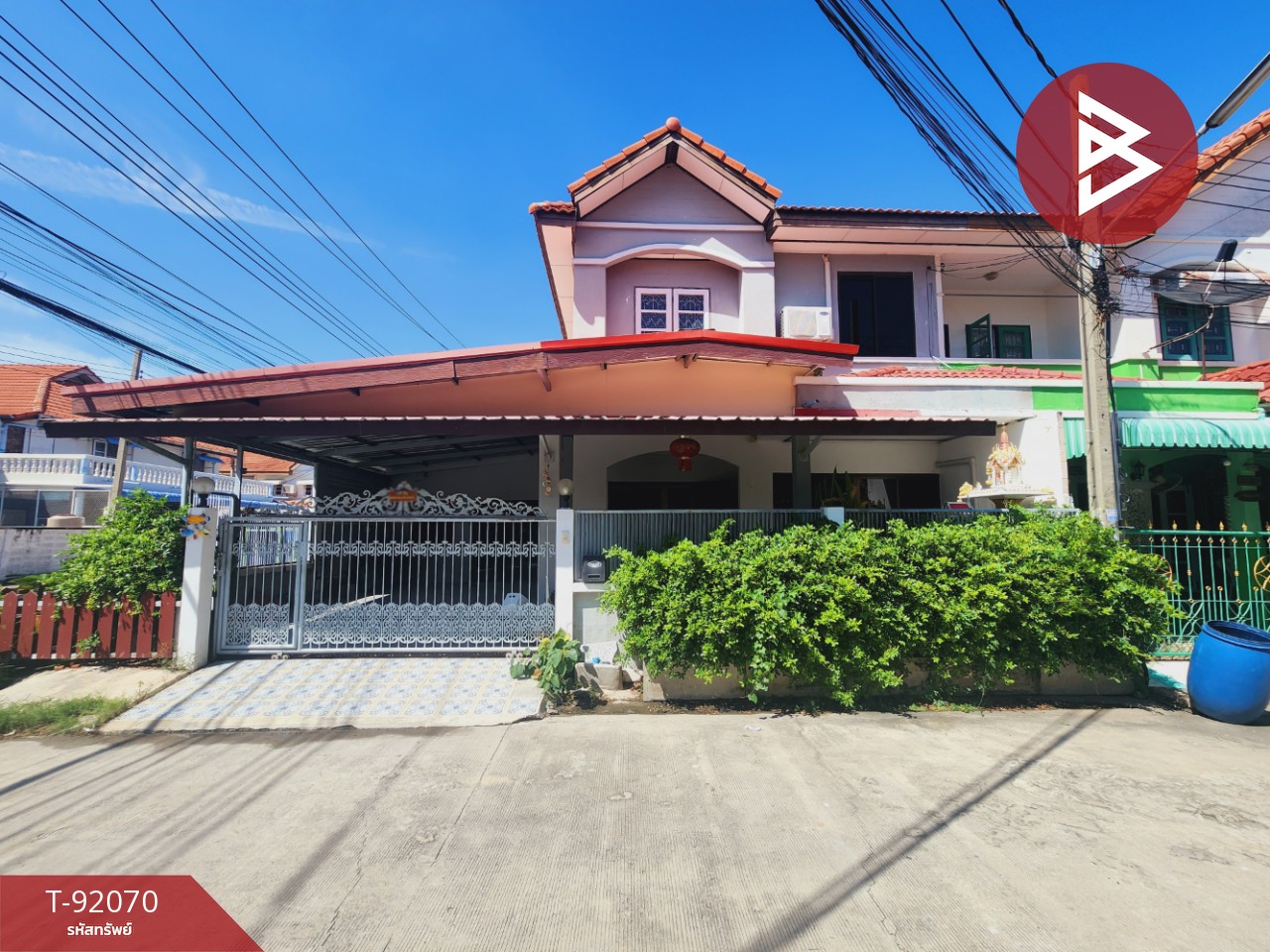 Townhouse for sale, Panasan Villa Village 12, Bang Pu Municipality 70 (Bangsaen 2), end of the house, Samut Prakan.