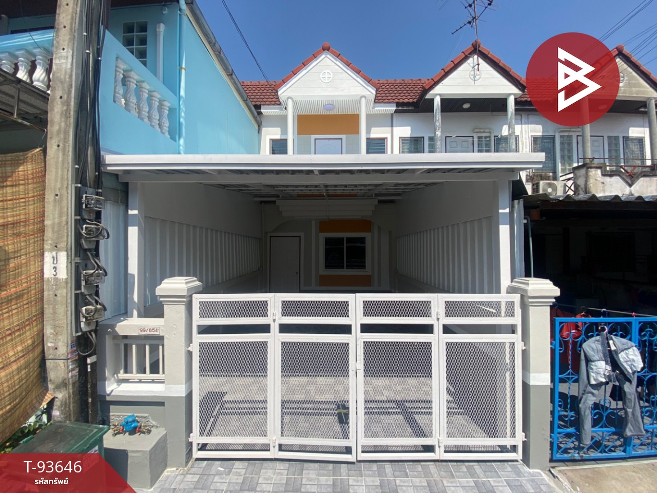 Townhouse for sale, Trapdinthong Village, Theparak, Samut Prakan, ready to move in