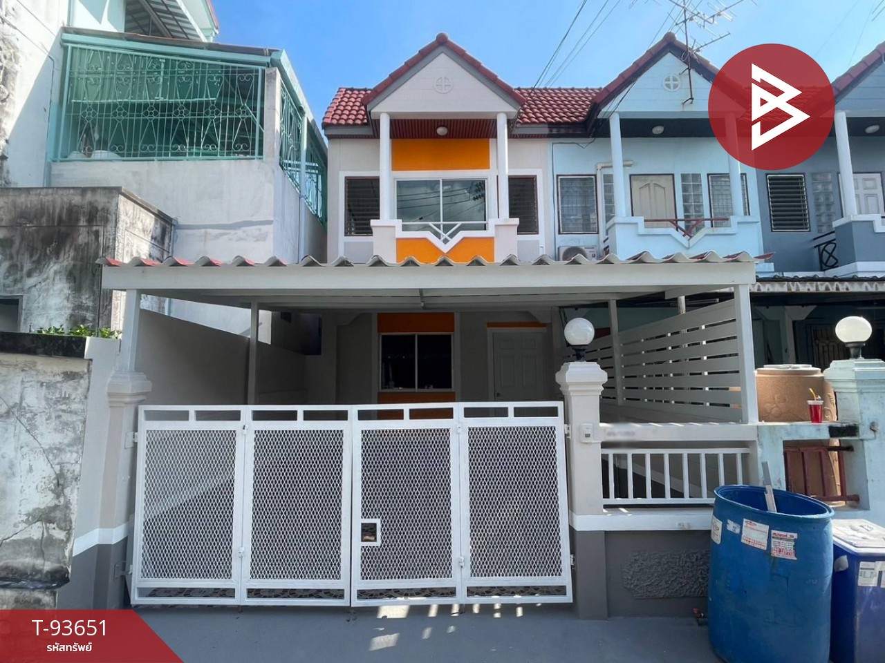 Townhouse for sale, Trapdinthong Village, Theparak, Samut Prakan, ready to move in