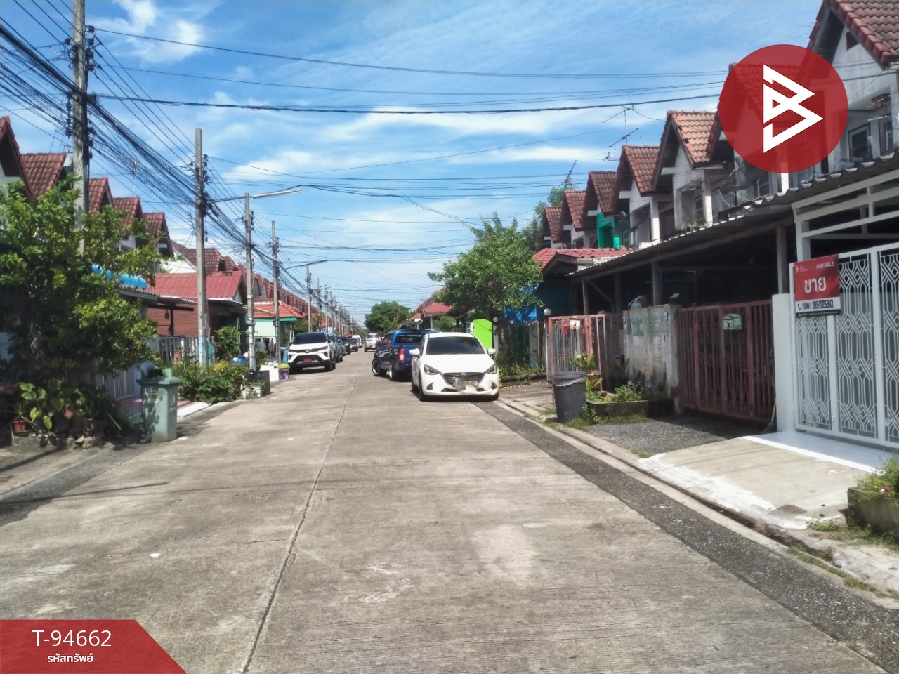 Townhouse for sale, Wanarom Village, Chalongkrung 24, Lat Krabang, Bangkok