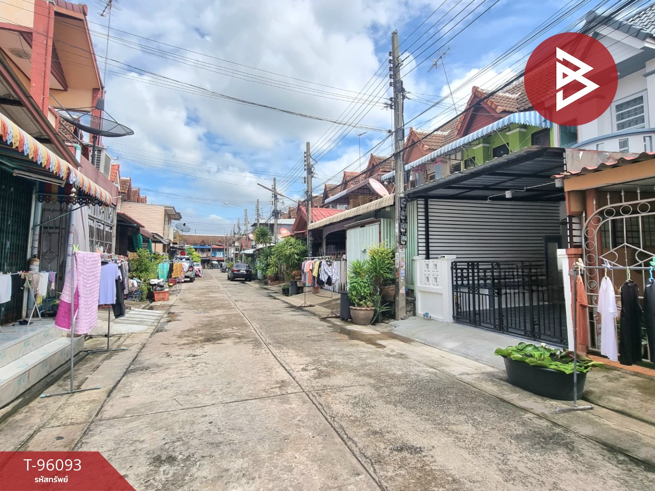 Townhouse for sale, Pongsirichai Village 4, Petchkasem 81, Nong Khaem, Bangkok