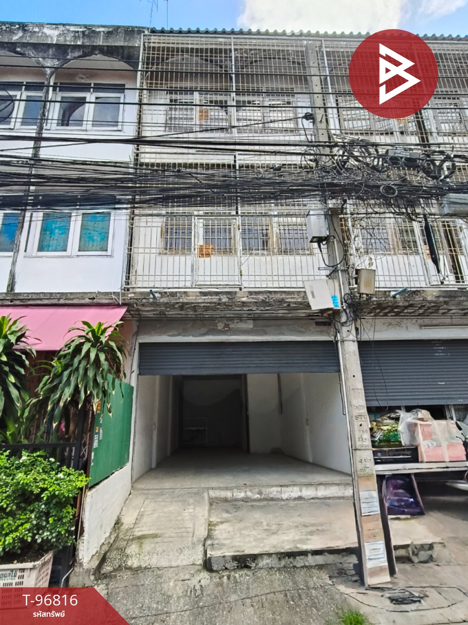 Commercial building for rent, 3 floors, area 16 sq m, Thonburi, Bangkok