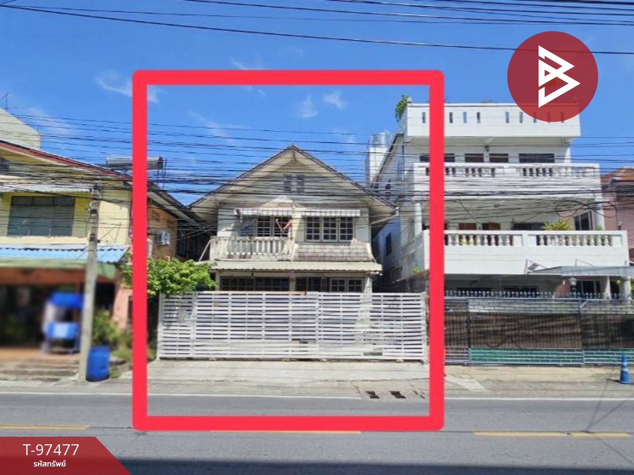 Single house for sale, area 30 square wah, Phra Khanong, Bangkok