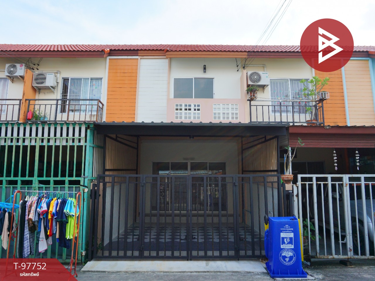 Townhouse for sale, Baan Chai Khlong Project, Theparak, Km. 25, Bang Sao Thong, Samut Prakan, ready to move in