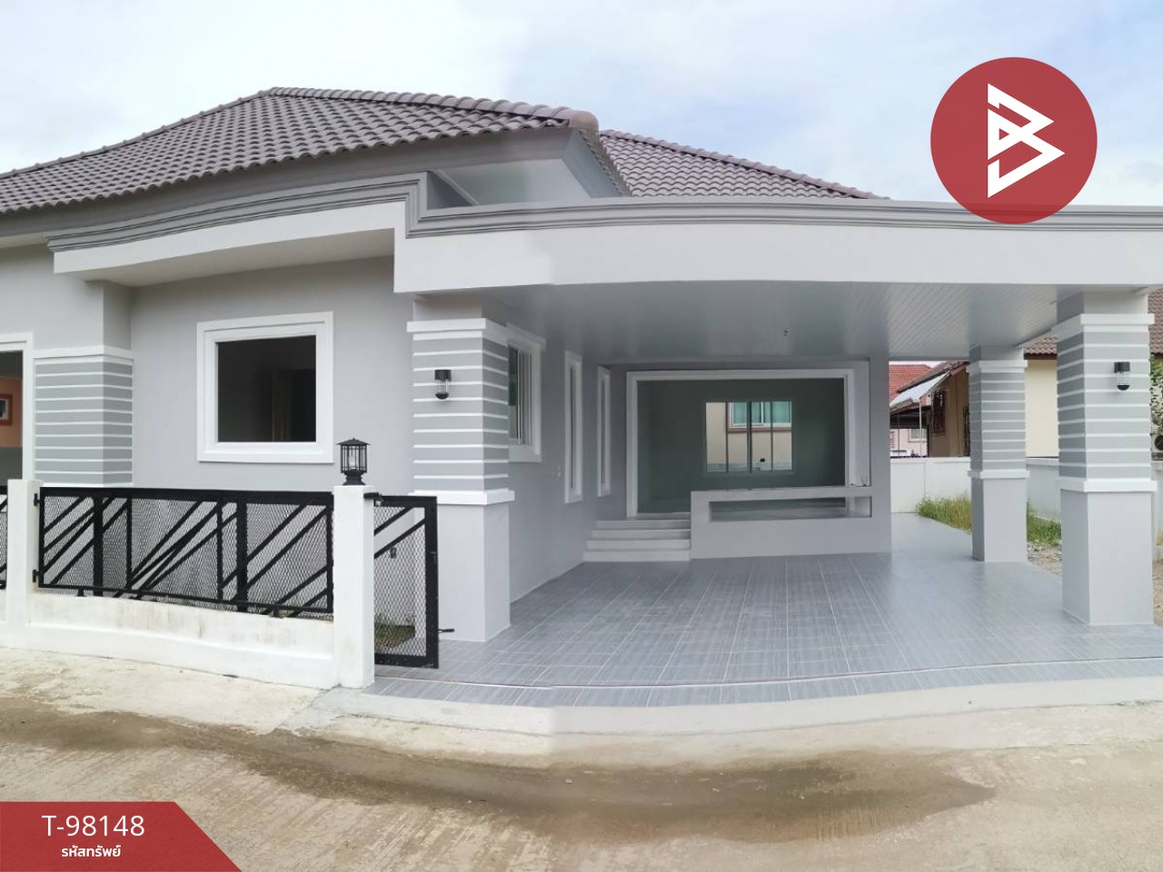 Single-storey detached house for sale, Chitsupha Village, Nong Samet, Trat