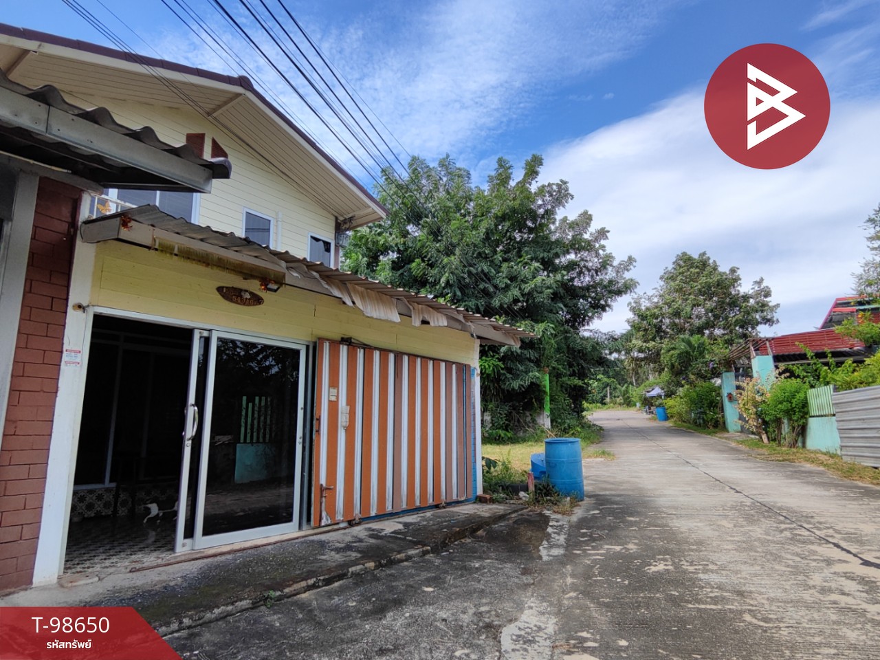 Single house for sale with land, area 1 rai 2 ngan, Sriracha, Chonburi