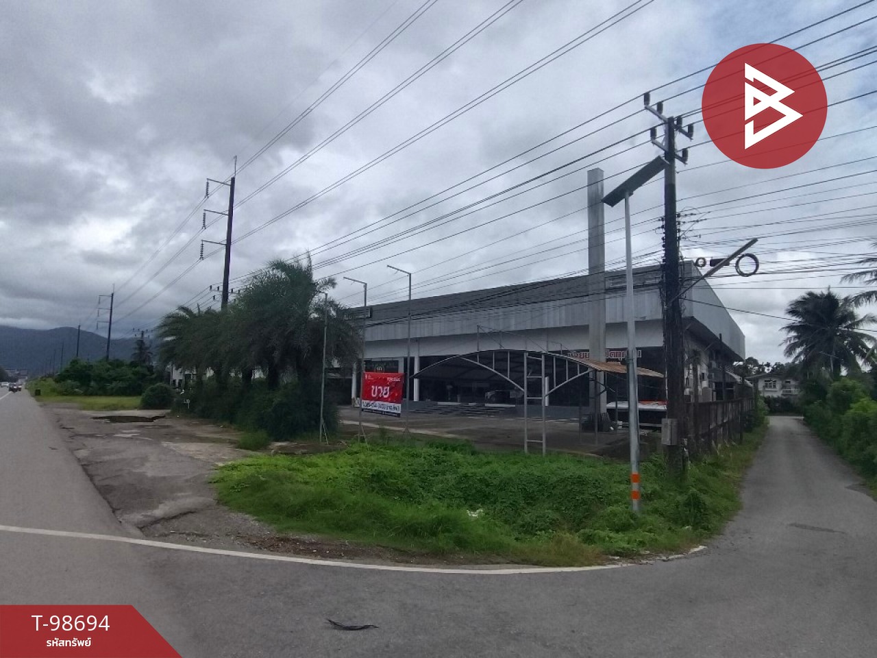 Land for sale with buildings, area 2 rai 28.4 sq.wa, Plap Phla, Chanthaburi