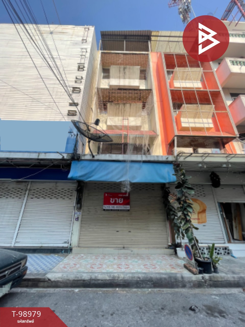 Commercial building for sale, 5 floors, area 17 square wah, Bang Pla Soi, Chonburi