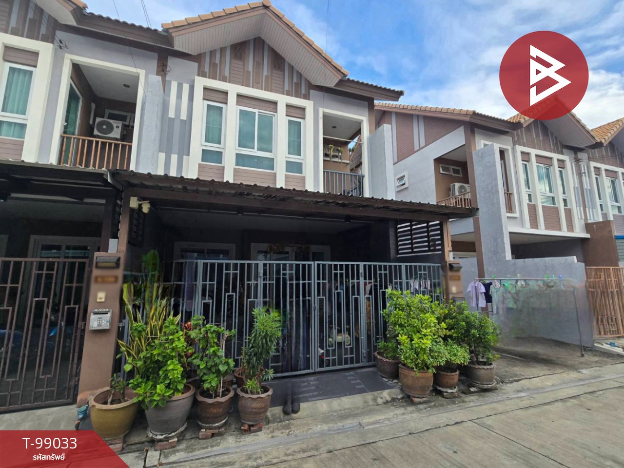 Townhouse for sale, Sukniwet Village 7, Pracha Uthit 75, Thung Khru, Bangkok